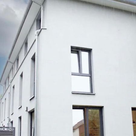 Вилла Exklusives Haus Grenze Hamburg West Экстерьер фото